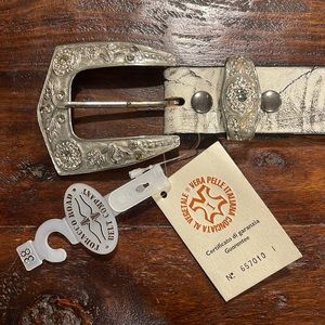 Stunning Tobacco Road Women’s Belt